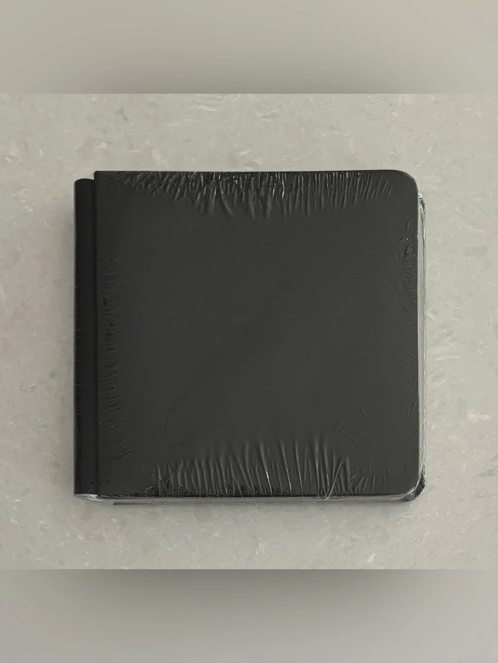 Creative Memories 7X7 Black Retired Album